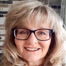 April Hillier 300x300 Headshot.jpg