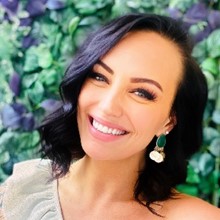 Jana McDonald 300x300.jpg